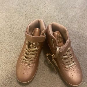 High top sneakers size 8 brand new